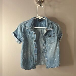 18 month short sleeve button up. 100% cotton.